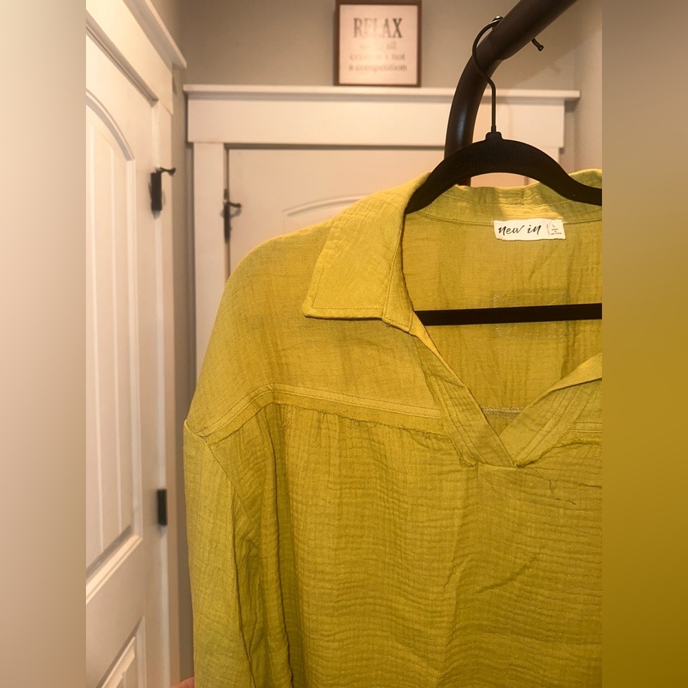 New In Size Large Chartreuse Textured Boutique Women's Flowy Boho Top - Picture 3 of 14